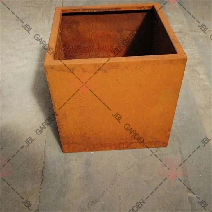 30 Inch Planters