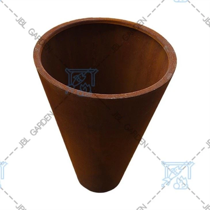 Outdoor Planter Set