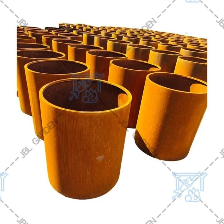Outdoor Planter Set