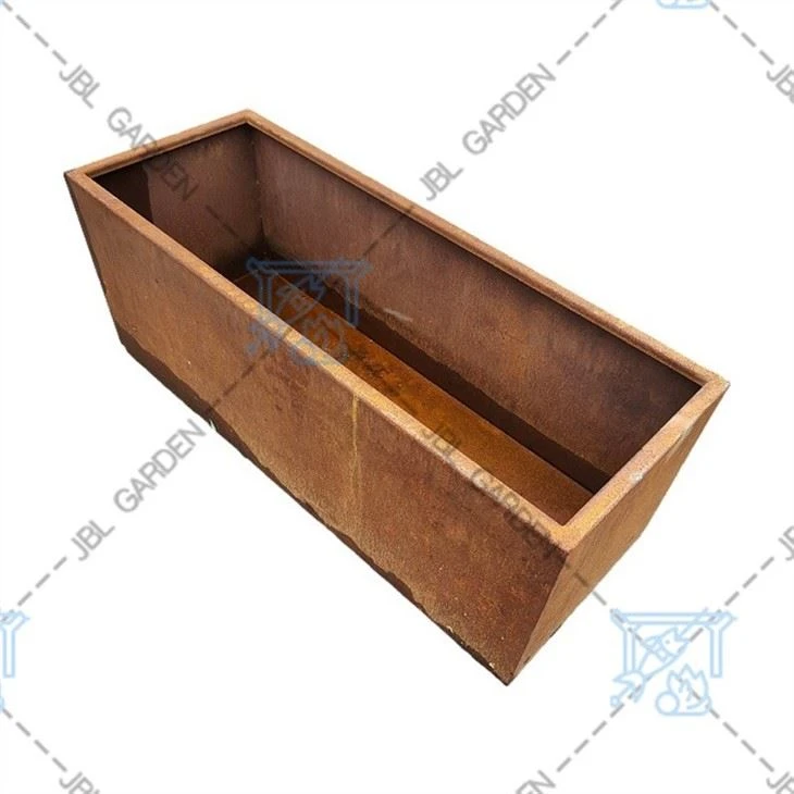 Outdoor Planter Set