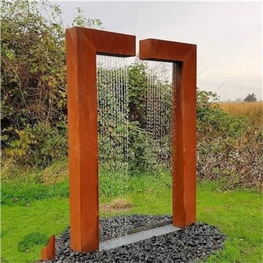 Fuente de agua al aire libre de acero