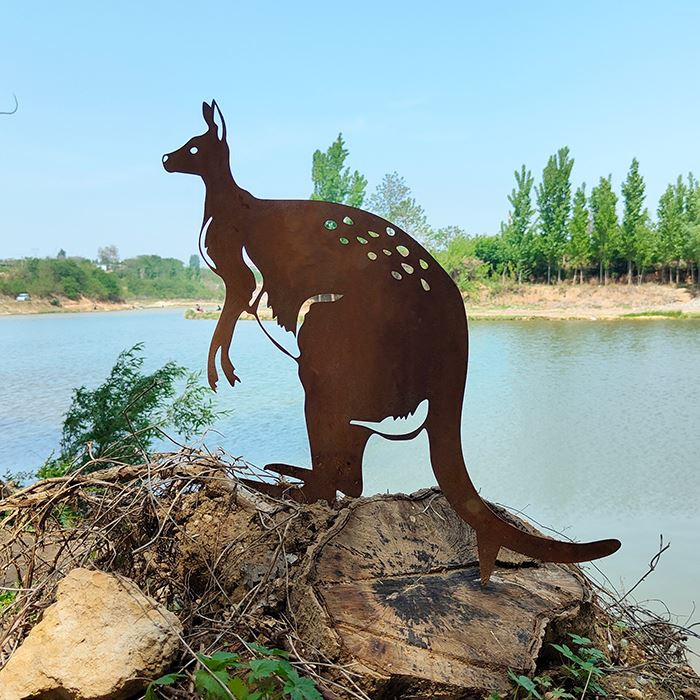 Canguro de arte de jardín para el jardín de su casa