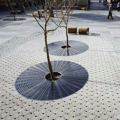 Cruzando la rejilla del árbol