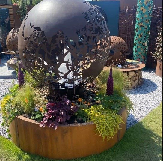 Water Feature – 900mm Sphere